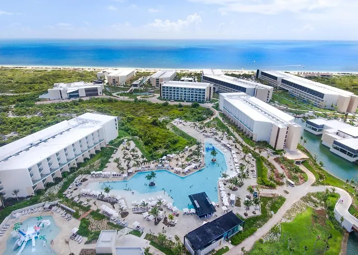 Grand Palladium Select Costa MujeresResort All Inclusive